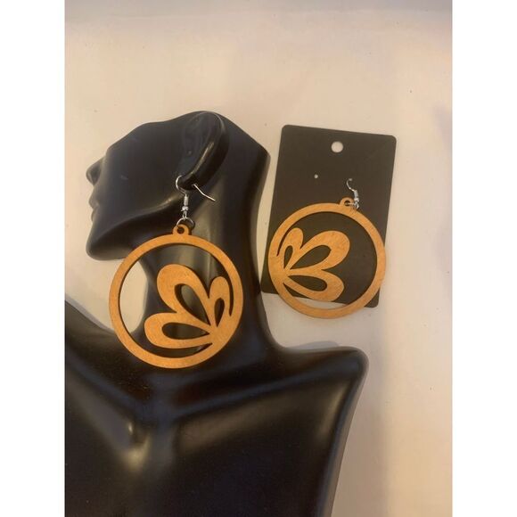 Wooden Fashion Earrings  - Picture 3 of 3